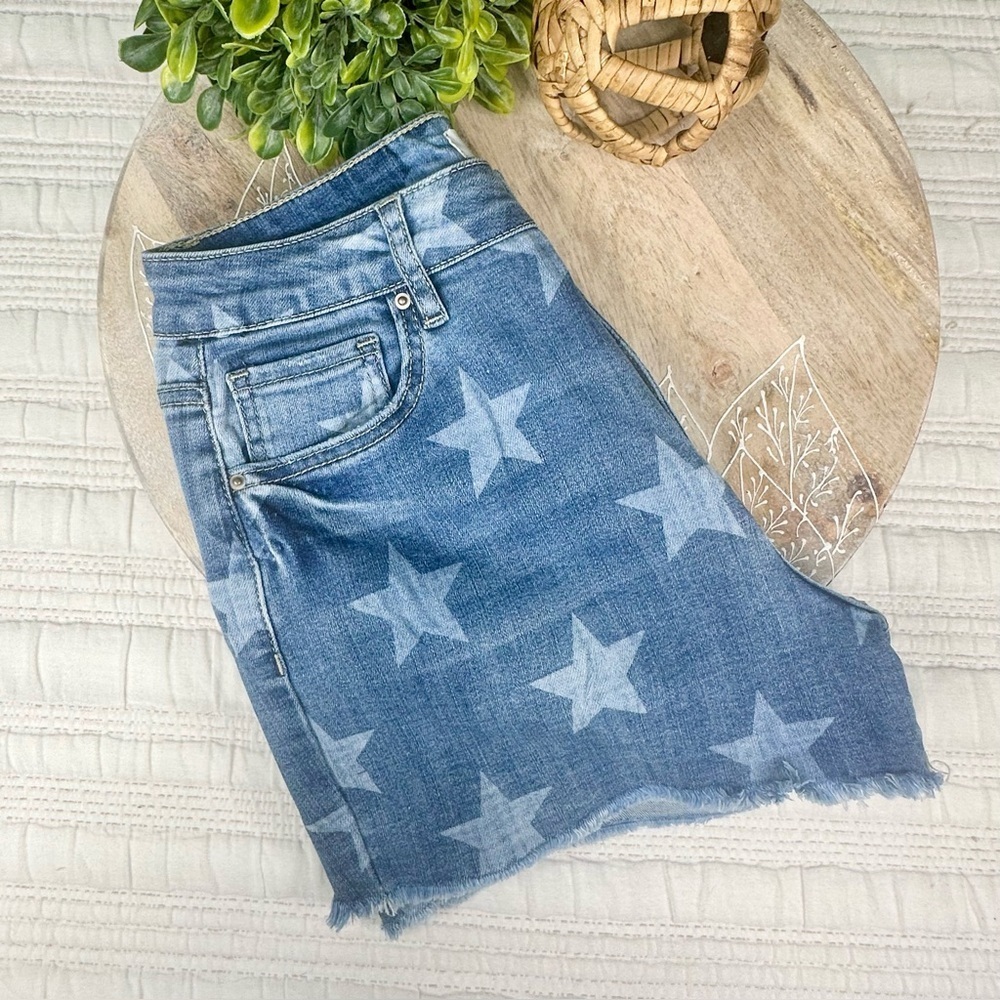 YMI Star Print High-Rise Denim Shorts Size 5/27 NWT - Picture 6 of 14